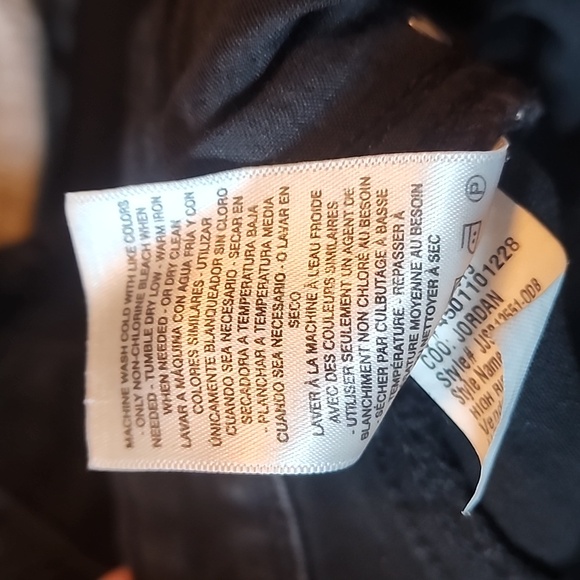 Jeans - Picture 8 of 10